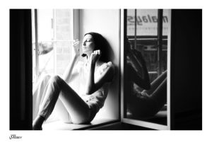 Erin O'Connor MBE Iconic British High-Fashion Model #01