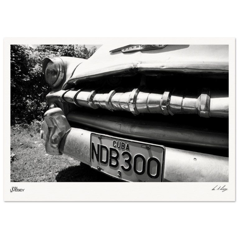 1953 Plymouth - Front End Cuba