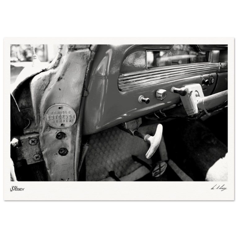 Cuban Dash Ford Interior Detail